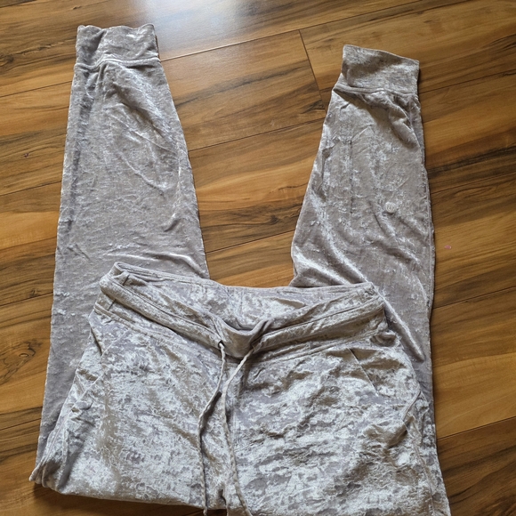 lululemon athletica Pants - Lululemon Athletica Light White Velvet Joggers